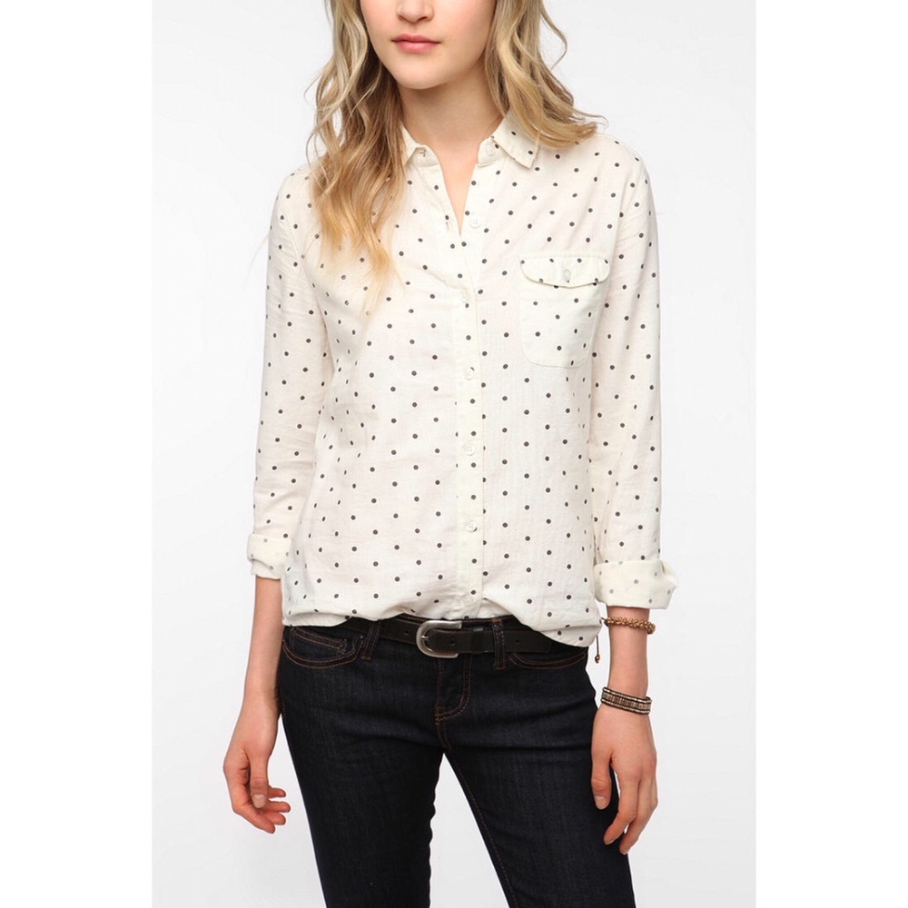 u r b a n  o u t f i t t e r s • dotted shirt